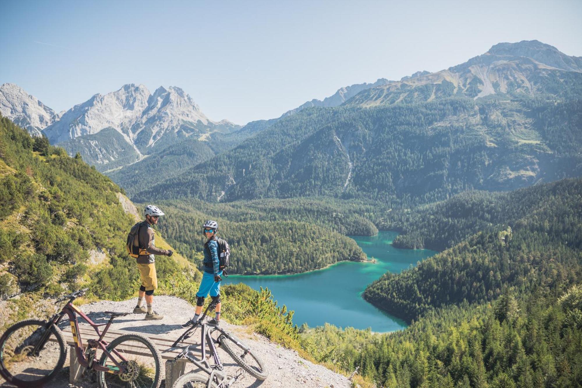 Zugspitz Suites Lermoos By Alps Resorts Eksteriør bilde